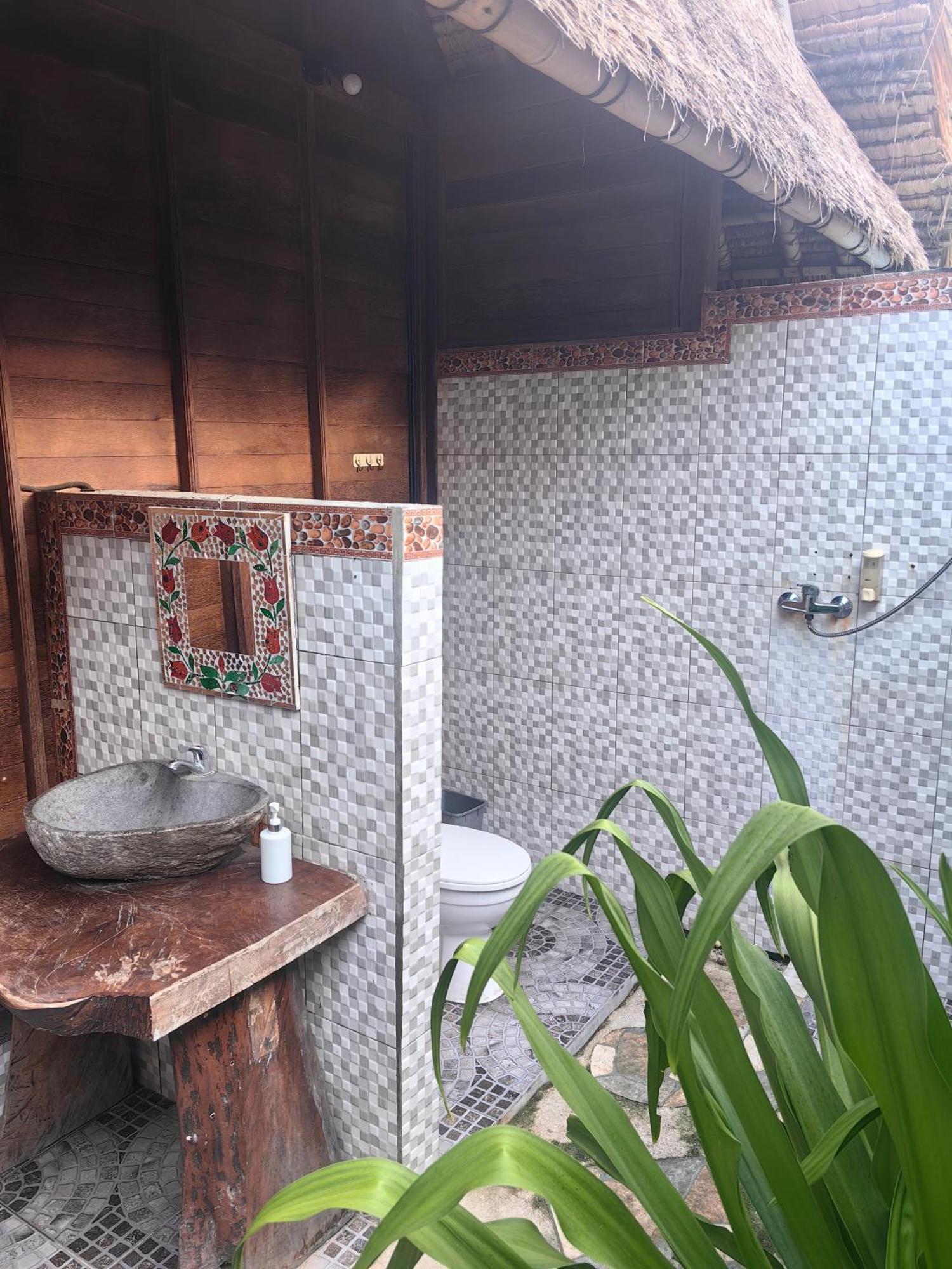 The Dafish Ceningan Hotell Ceningan Island Exteriör bild